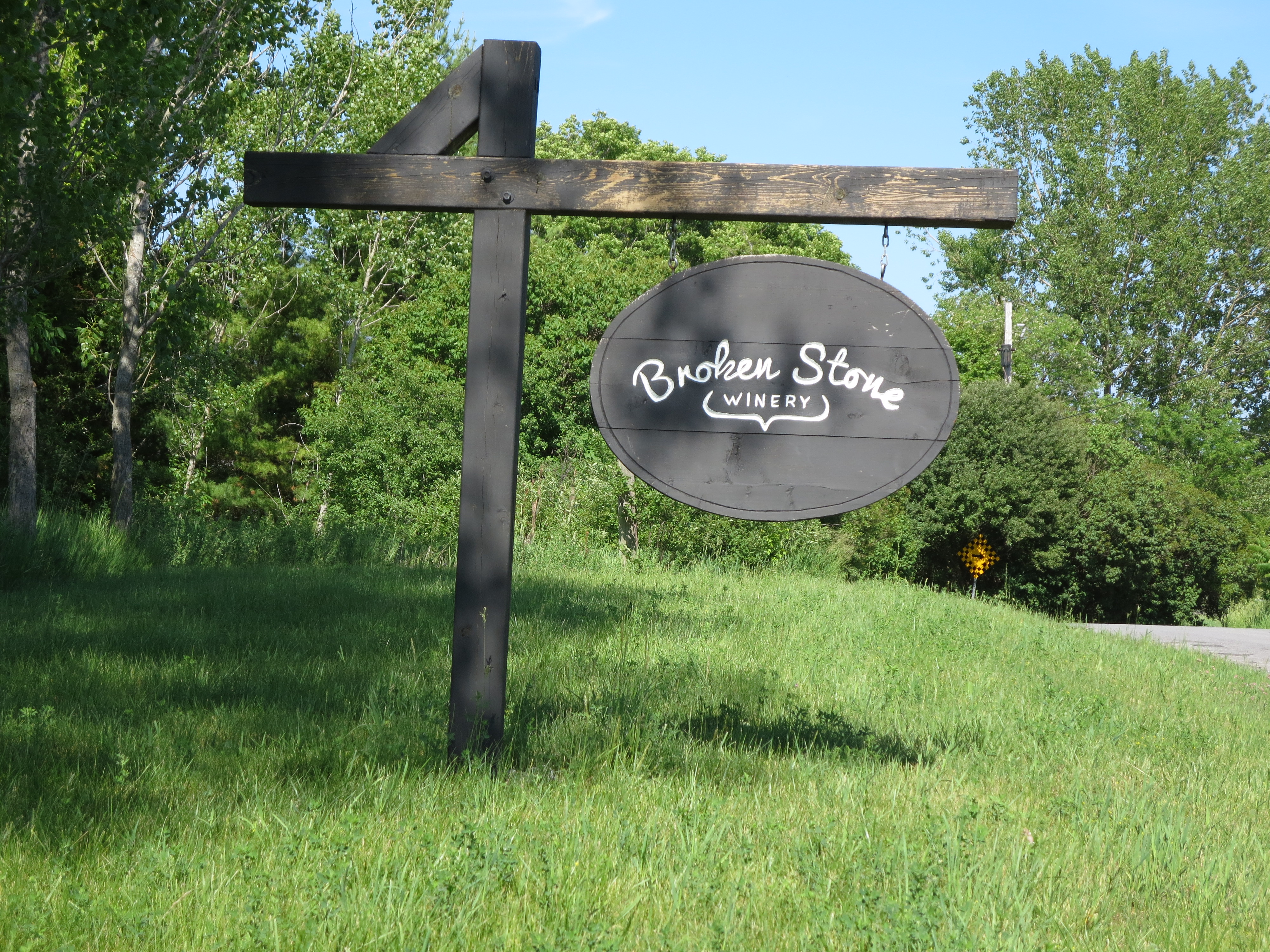 Videos from Broken Stone Winery and Hubbs Creek Vineyard – Ontario ...
